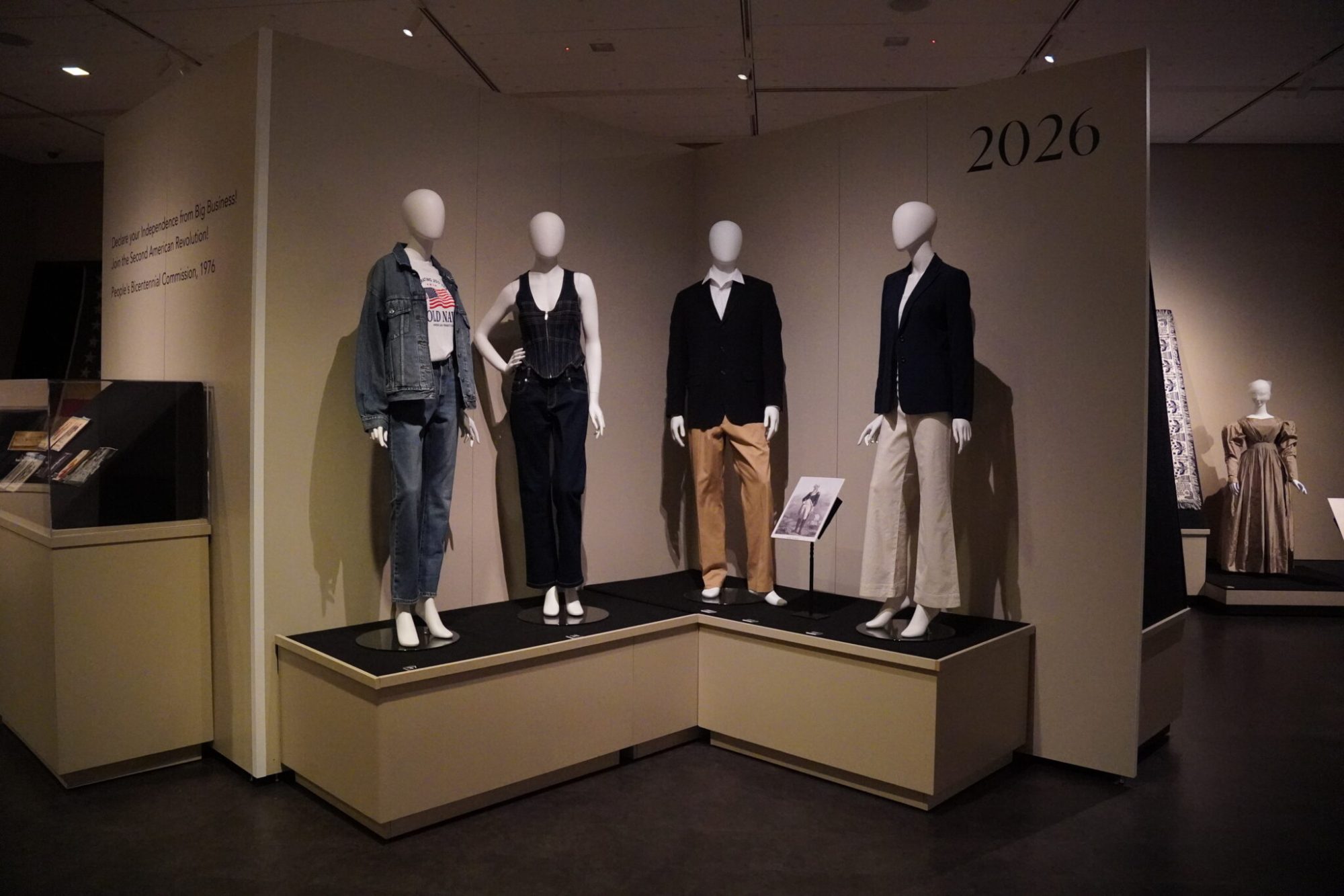 Fashioning a nation: Avenir exhibition explores American history at 50-year intervals